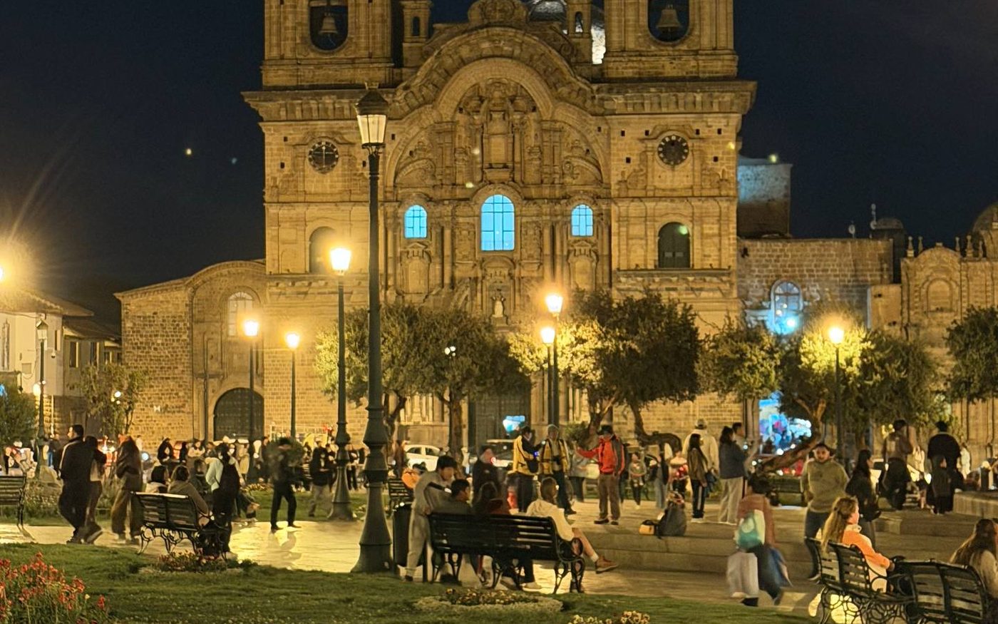 Capa de Cusco pelo Dan: comida típica e a conta real